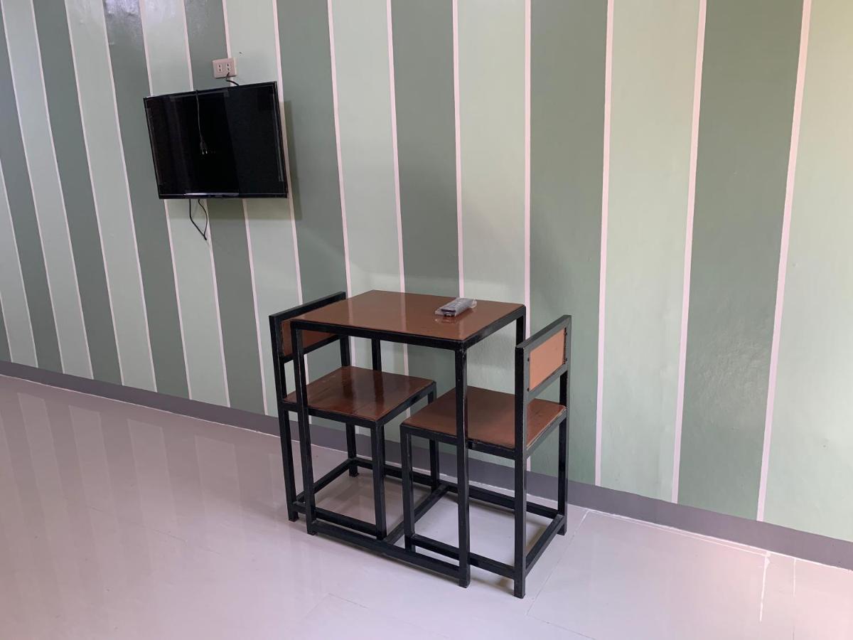 Beinte Singko De Marso Apartments Candon Zewnętrze zdjęcie
